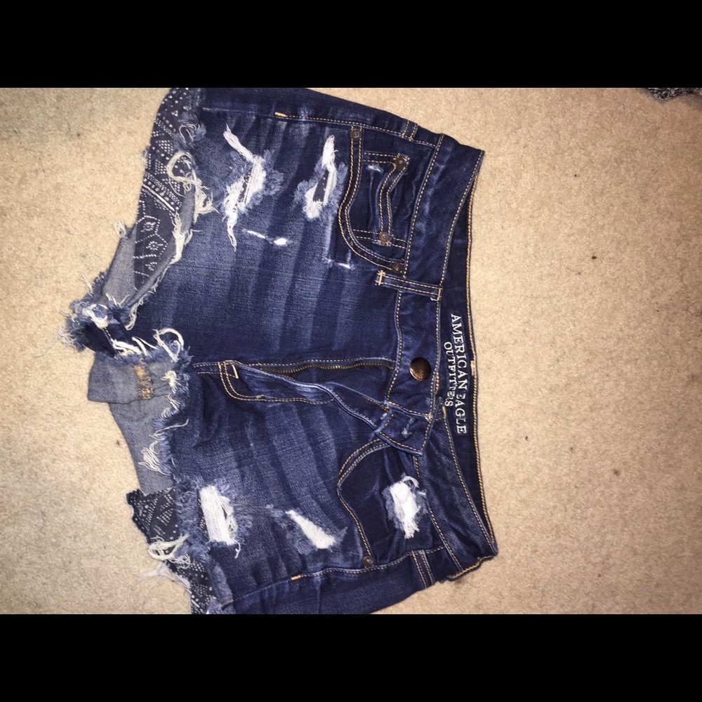AMERICAN EAGLE SHORTS